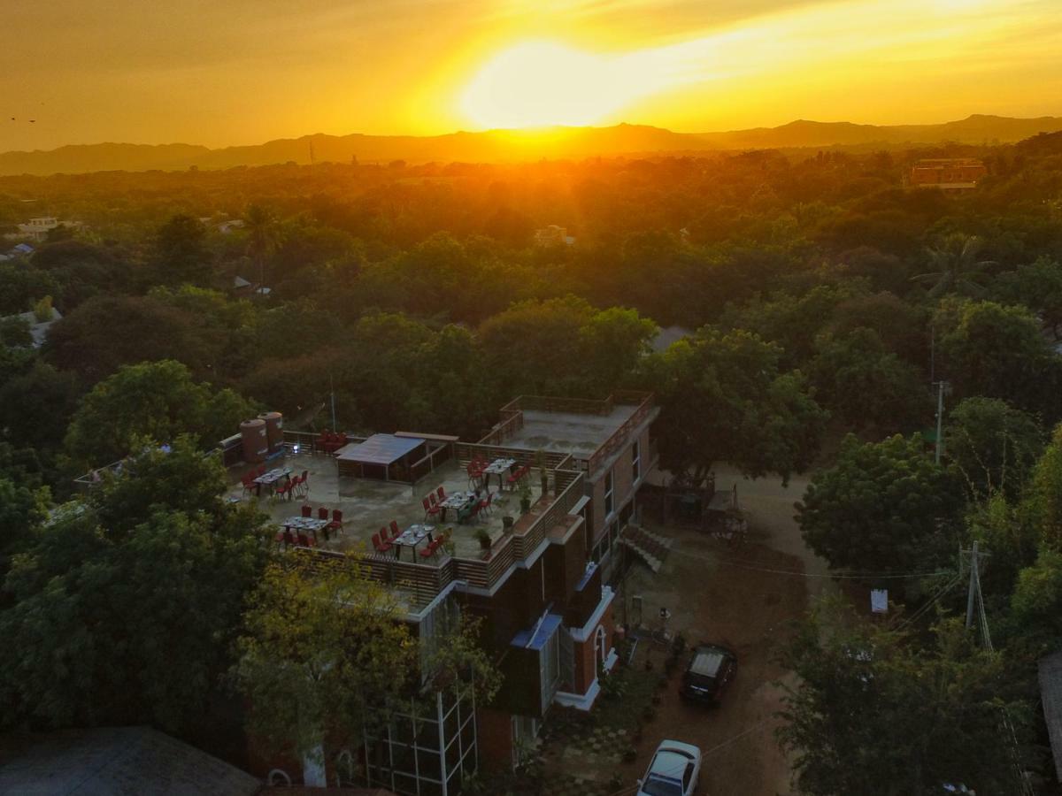 Eternal Lodge Bagan Extérieur photo